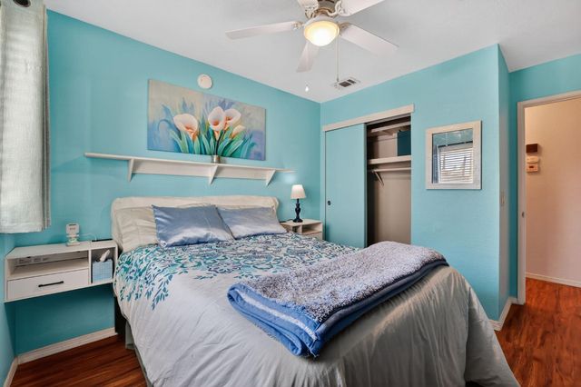 1360 Ridgerun Dr, Roseville, CA 95747