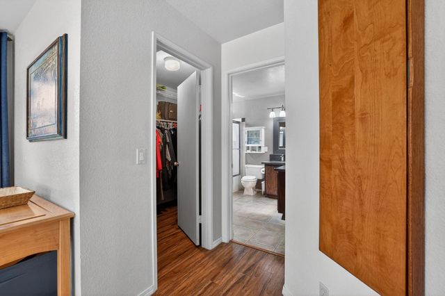 1360 Ridgerun Dr, Roseville, CA 95747