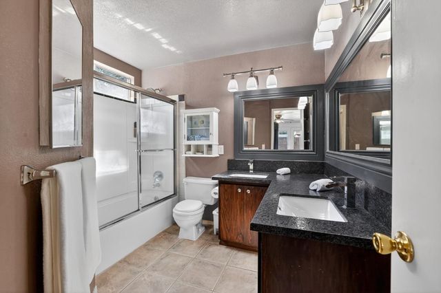 1360 Ridgerun Dr, Roseville, CA 95747