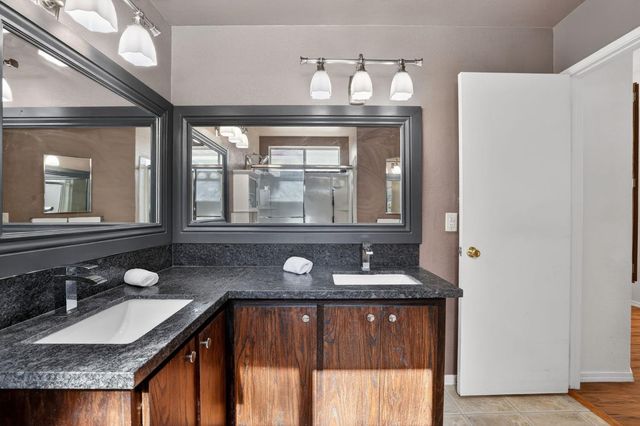 1360 Ridgerun Dr, Roseville, CA 95747