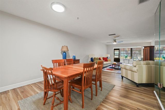 19029 US HIGHWAY 19 N 13A, Clearwater, FL 33764