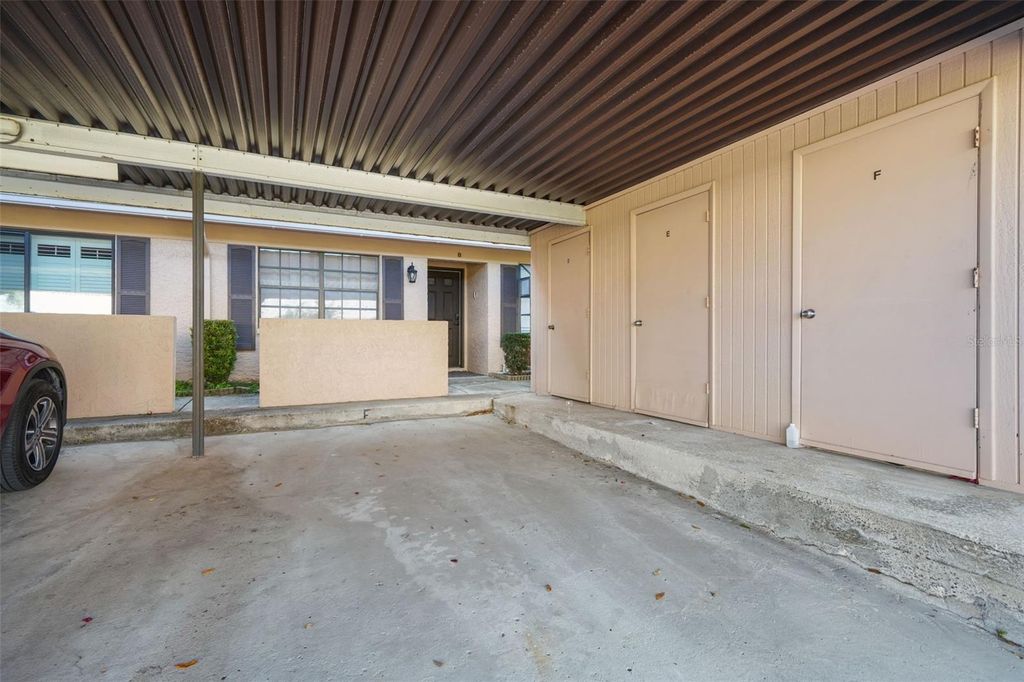 Image 31 of property listing at 19029 US HIGHWAY 19 N 13A, Clearwater, FL 33764