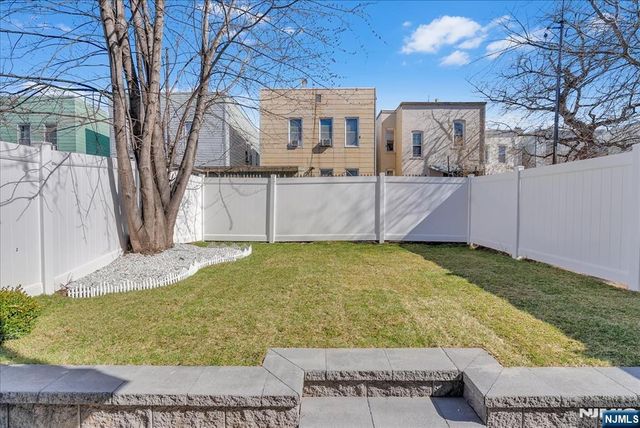 206 Clendenny Avenue 1, Jersey City, NJ 07304