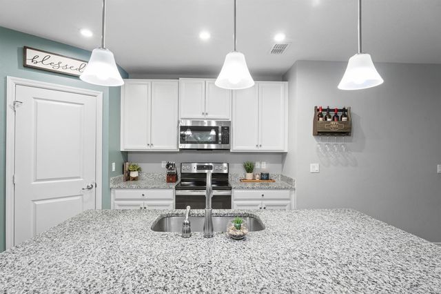 9409 SW Ligorio Way, Port St. Lucie, FL 34987