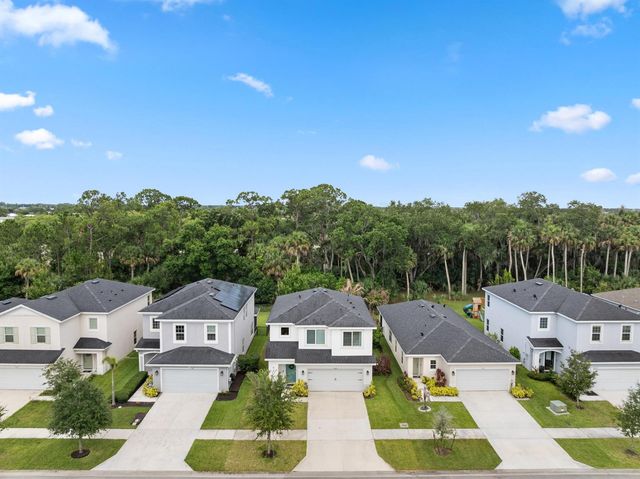 9409 SW Ligorio Way, Port St. Lucie, FL 34987
