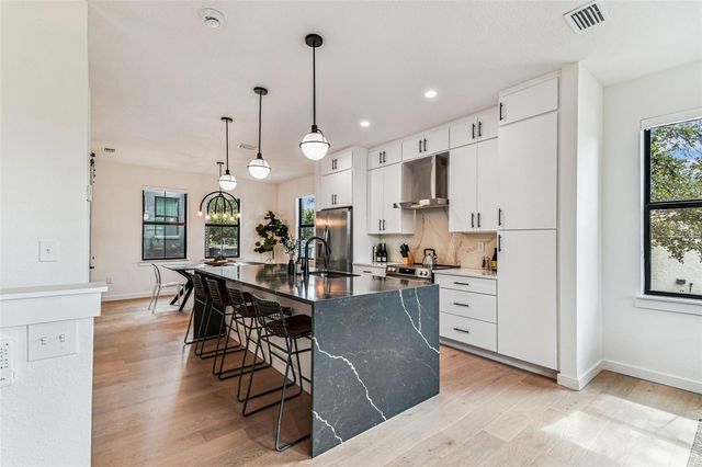 1218 E KAY STREET 18, Tampa, FL 33602