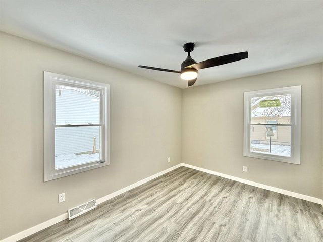 2035-2039 Roosevelt Avenue, Beloit, WI 53511