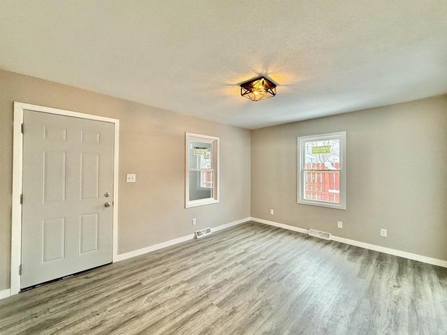 2035-2039 Roosevelt Avenue, Beloit, WI 53511