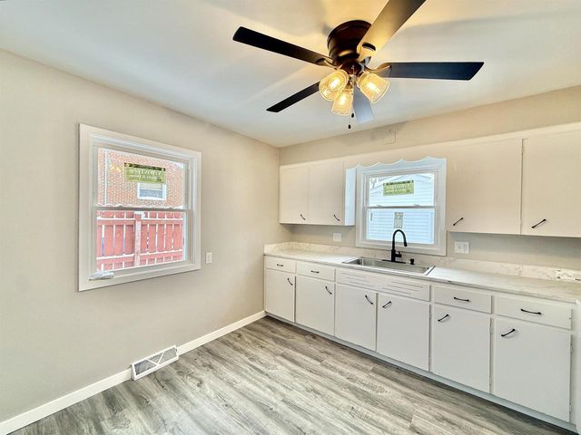 2035-2039 Roosevelt Avenue, Beloit, WI 53511