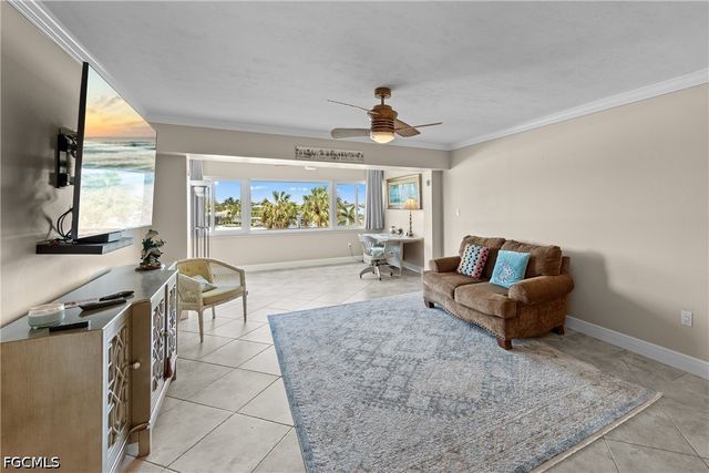 4309 Mariner WAY 304, Fort Myers, FL 33919