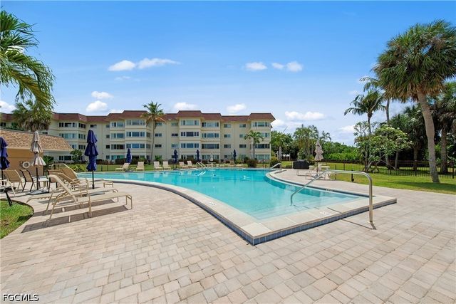 4309 Mariner WAY 304, Fort Myers, FL 33919