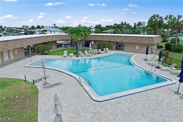 4309 Mariner WAY 304, Fort Myers, FL 33919