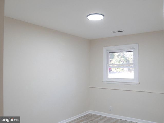 150 NELSON DR, Williamstown, NJ 08094
