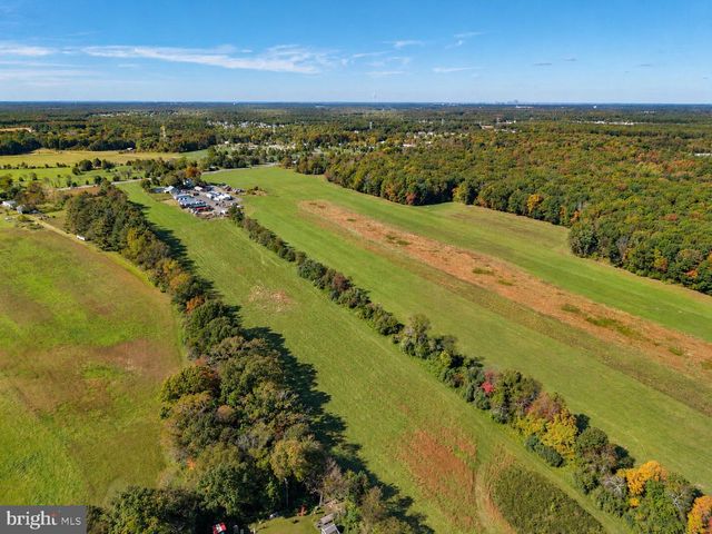 150 NELSON DR, Williamstown, NJ 08094