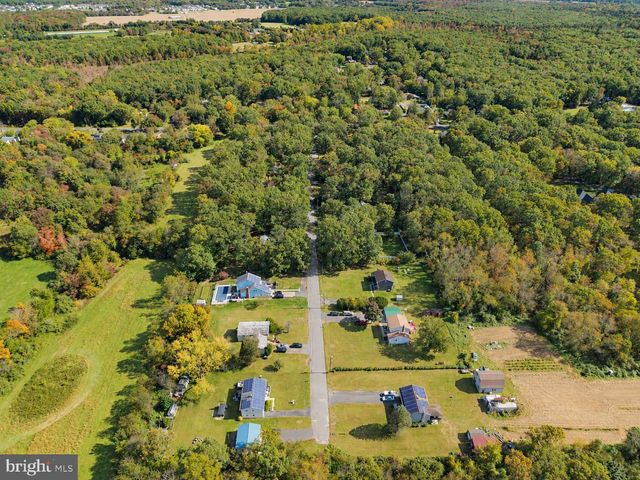 150 NELSON DR, Williamstown, NJ 08094