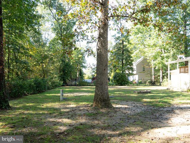 150 NELSON DR, Williamstown, NJ 08094