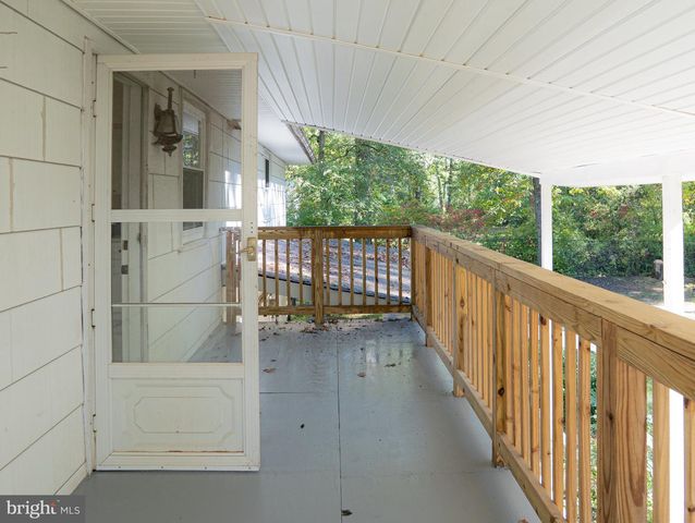 150 NELSON DR, Williamstown, NJ 08094