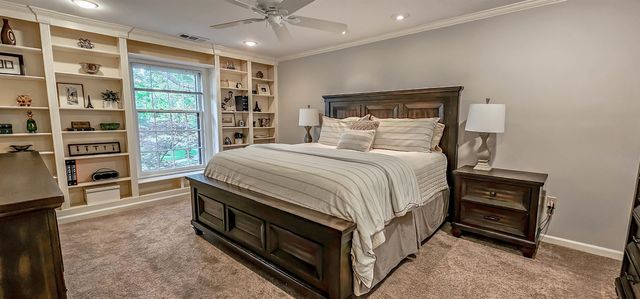 8441 SANDY BERRY CV, Germantown, TN 38138