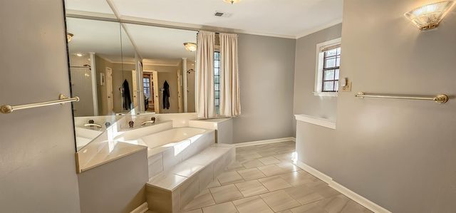 8441 SANDY BERRY CV, Germantown, TN 38138