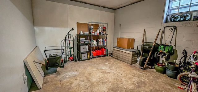 8441 SANDY BERRY CV, Germantown, TN 38138