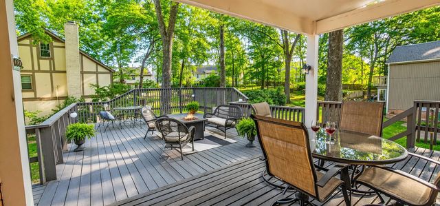 8441 SANDY BERRY CV, Germantown, TN 38138