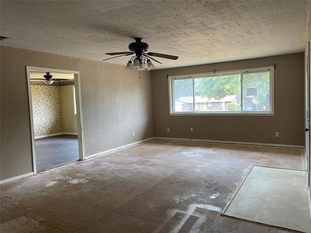 3513 Elizabeth Street, Choctaw, OK 73020