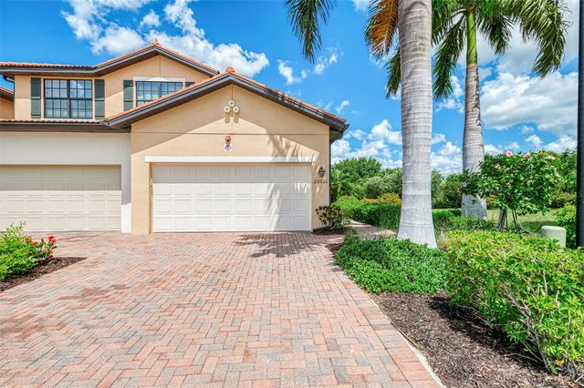 23321 AWABUKI DRIVE 8-102, Venice, FL 34293