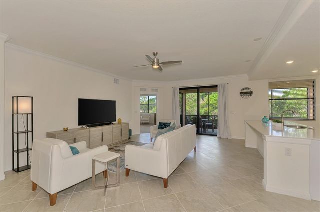 23321 AWABUKI DRIVE 8-102, Venice, FL 34293