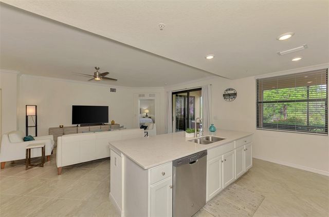 23321 AWABUKI DRIVE 8-102, Venice, FL 34293