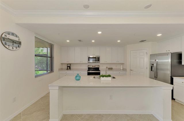 23321 AWABUKI DRIVE 8-102, Venice, FL 34293