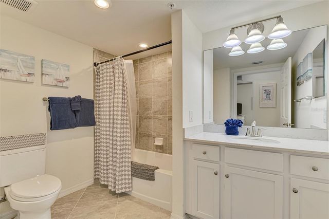 23321 AWABUKI DRIVE 8-102, Venice, FL 34293