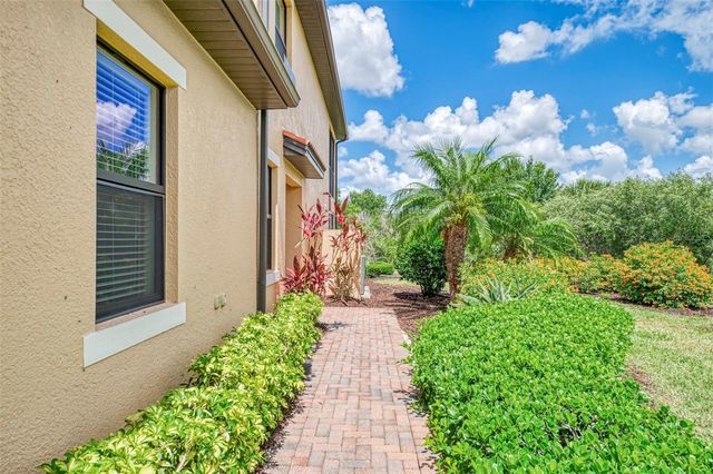 23321 AWABUKI DRIVE 8-102, Venice, FL 34293