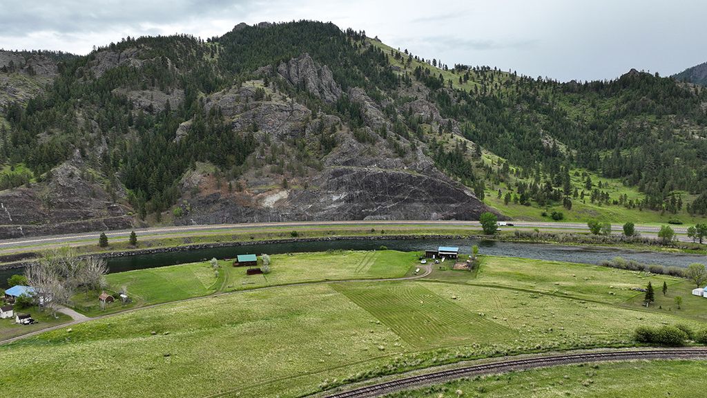 50 Missouri Overlook Drive, Cascade, MT 59421 photo 9