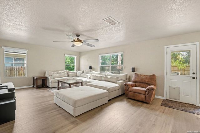 137 Goldenrod, Cibolo, TX 78108