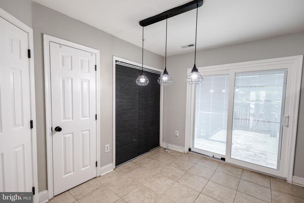 Image 15 of property listing at 2473 SAGEWOOD CT, Waldorf, MD 20601