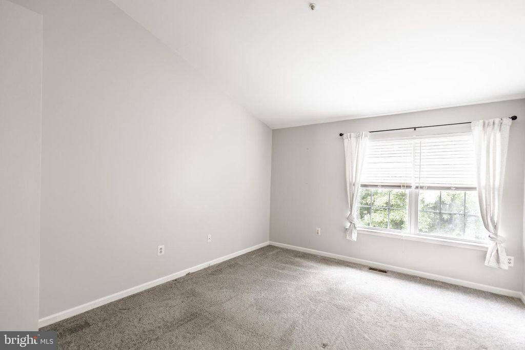 Image 21 of property listing at 2473 SAGEWOOD CT, Waldorf, MD 20601