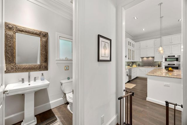 11 Robita Street, Houston, TX 77019