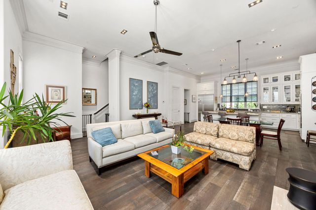 11 Robita Street, Houston, TX 77019