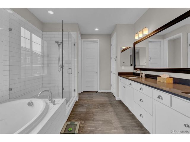 4541 S Valdai Way, Aurora, CO 80015