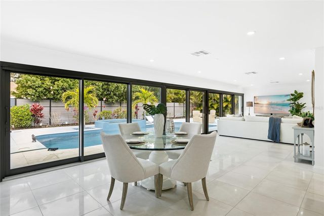 526 BIRD KEY DRIVE, Sarasota, FL 34236