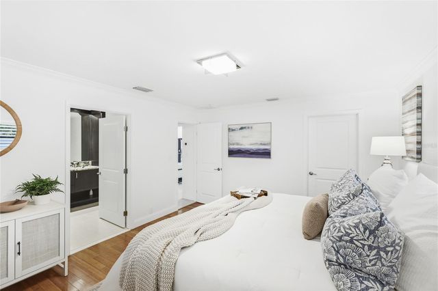 526 BIRD KEY DRIVE, Sarasota, FL 34236