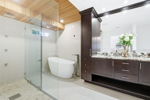 526 BIRD KEY DRIVE, Sarasota, FL 34236