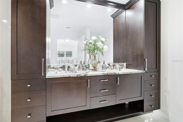 526 BIRD KEY DRIVE, Sarasota, FL 34236