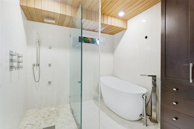 526 BIRD KEY DRIVE, Sarasota, FL 34236