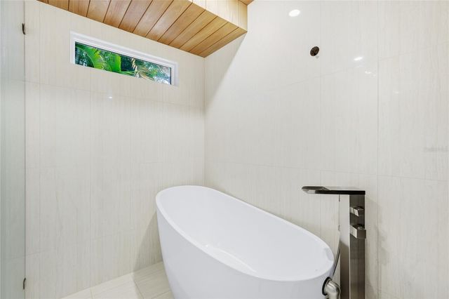 526 BIRD KEY DRIVE, Sarasota, FL 34236