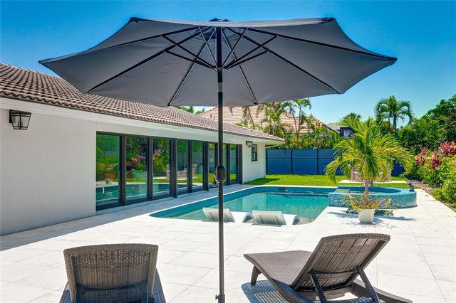 526 BIRD KEY DRIVE, Sarasota, FL 34236