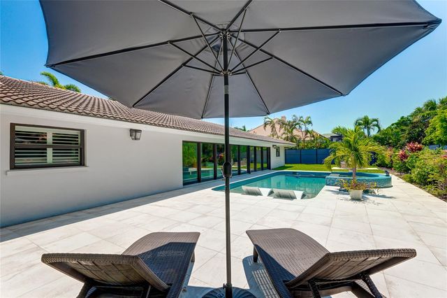 526 BIRD KEY DRIVE, Sarasota, FL 34236