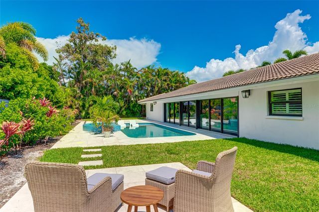 526 BIRD KEY DRIVE, Sarasota, FL 34236