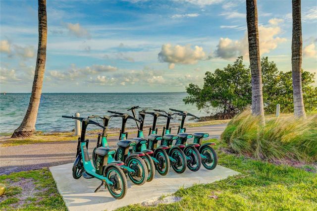 526 BIRD KEY DRIVE, Sarasota, FL 34236