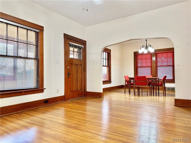 280 Maple Avenue, Hamburg, NY 14075